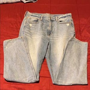 Cute American eagle mom Jeans